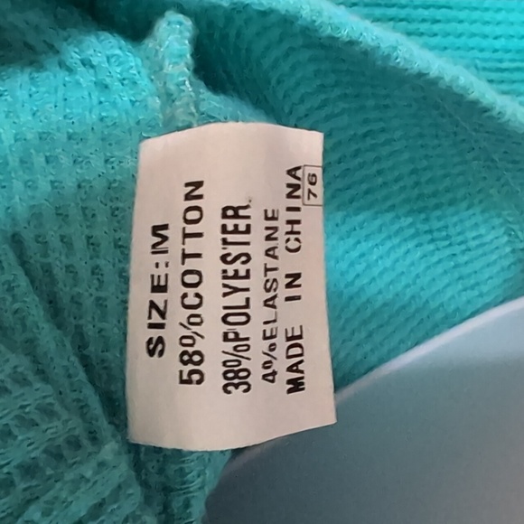Turquoise Waffle Knit Half Snap Chest Long Sleeve Thermal Top Size Medium - Picture 2 of 4